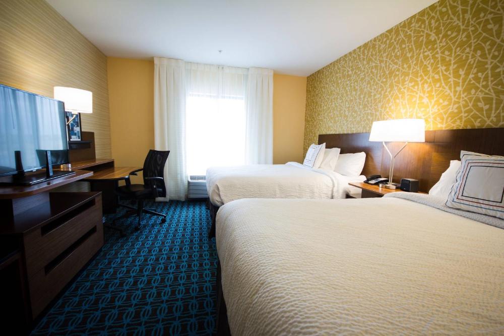 Guest room, 2 Queen interior